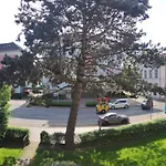 Mit Workspace, Parkplatz Und Aufzug Mitten In Appartement Oldenbourg