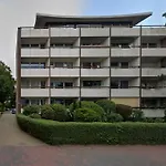 Mit Workspace, Parkplatz Und Aufzug Mitten In Appartement *
