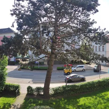 Ferienwohnung Mit Workspace, Parkplatz, Balkon Und Aufzug Mitten In Oldenburg Apartman Oldenburg