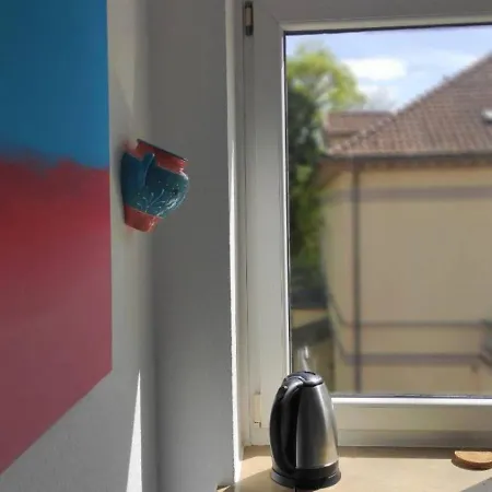 Mit Workspace, Parkplatz, Balkon Und Aufzug Mitten In 公寓 *
