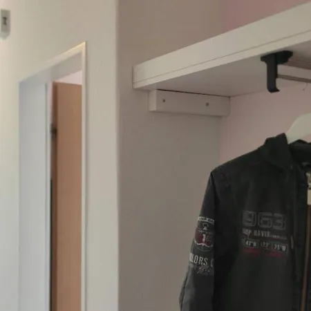 Apartamento Mit Workspace, Parkplatz, Balkon Und Aufzug Mitten In *