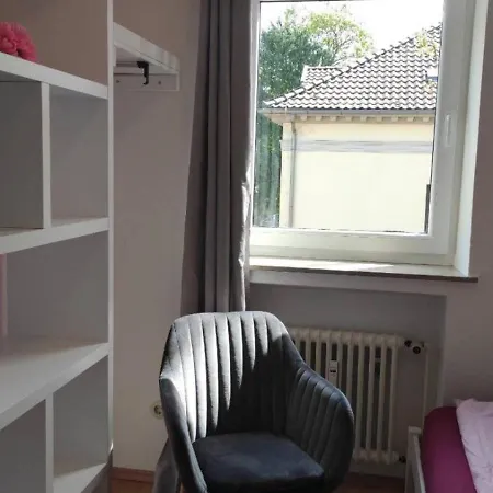 Apartamento Mit Workspace, Parkplatz, Balkon Und Aufzug Mitten In