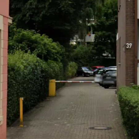 Mit Workspace, Parkplatz, Balkon Und Aufzug Mitten In Oldenburg