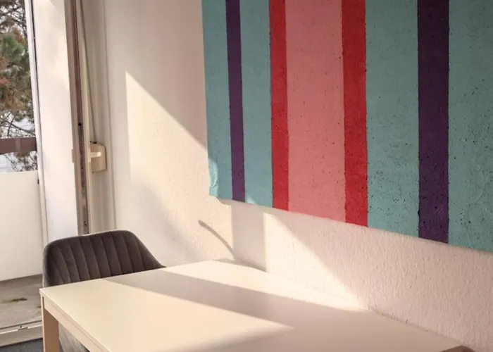 Mit Workspace, Parkplatz Und Aufzug Mitten In *