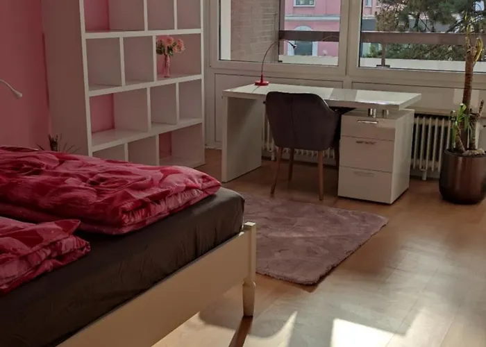 Mit Workspace, Parkplatz Und Aufzug Mitten In Oldenburg