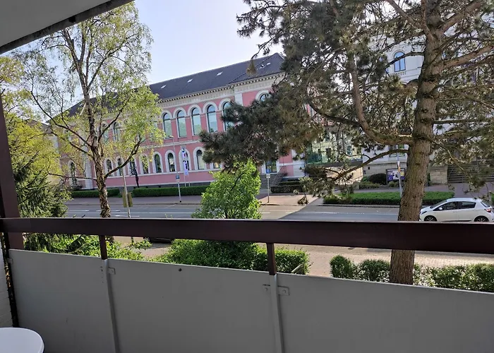 Mit Workspace, Parkplatz Und Aufzug Mitten In Appartement